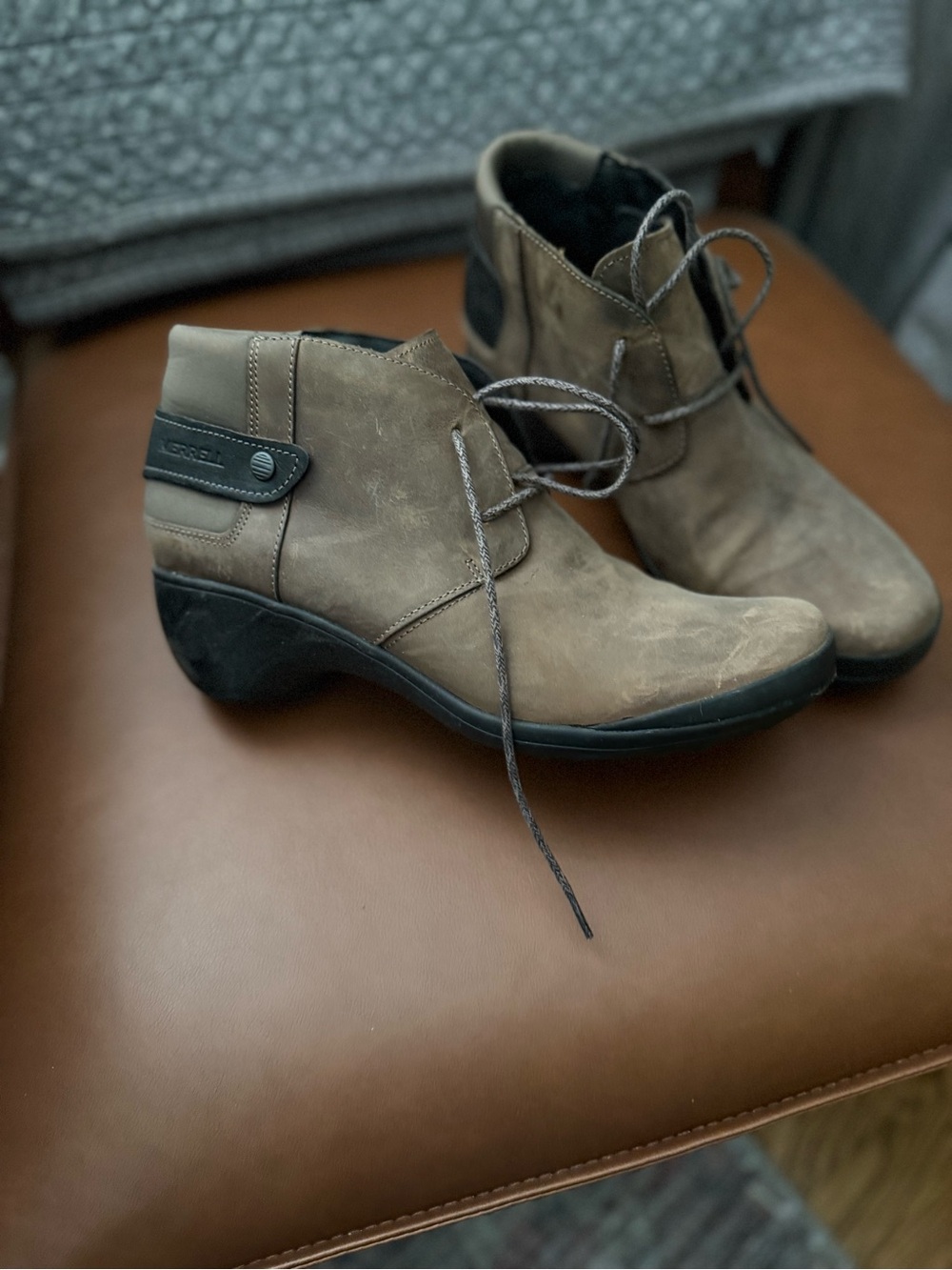 Merrell Women's Olive Brown Lace-Up Ankle Boots - Picture 2 of 3